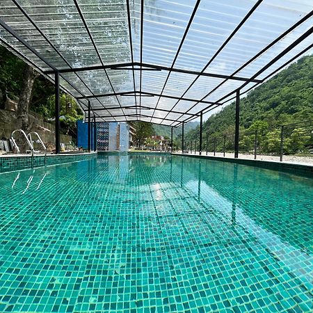 Dls Divine River Resort And Spa, Rishīkesh Eksteriør billede