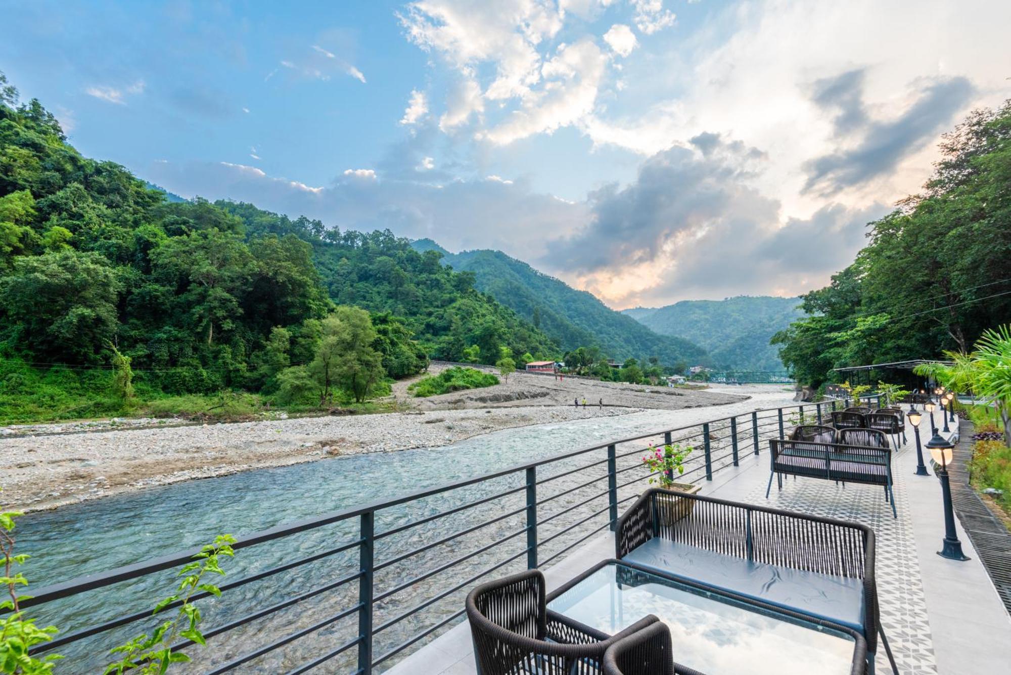 Dls Divine River Resort And Spa, Rishīkesh Eksteriør billede