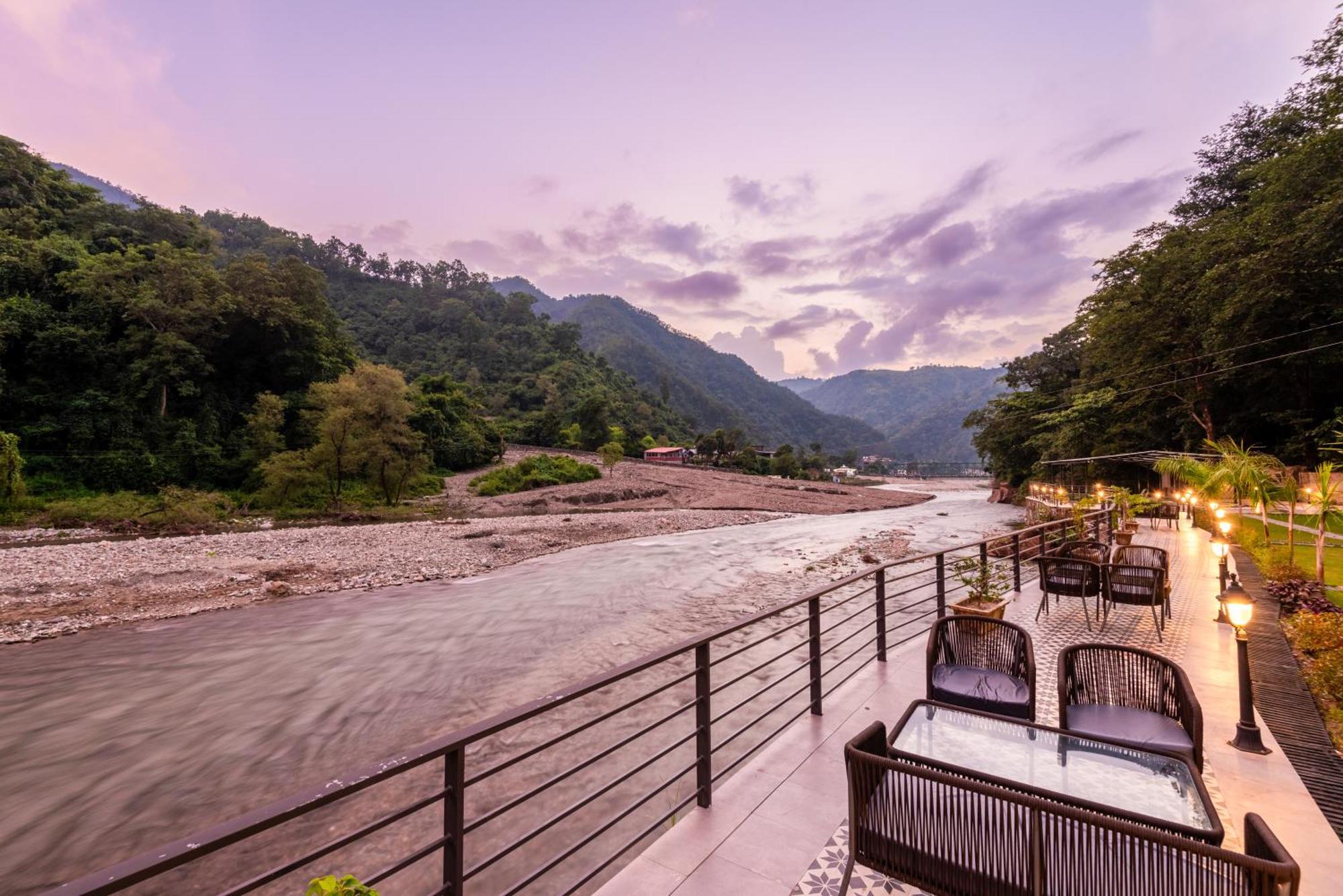 Dls Divine River Resort And Spa, Rishīkesh Eksteriør billede