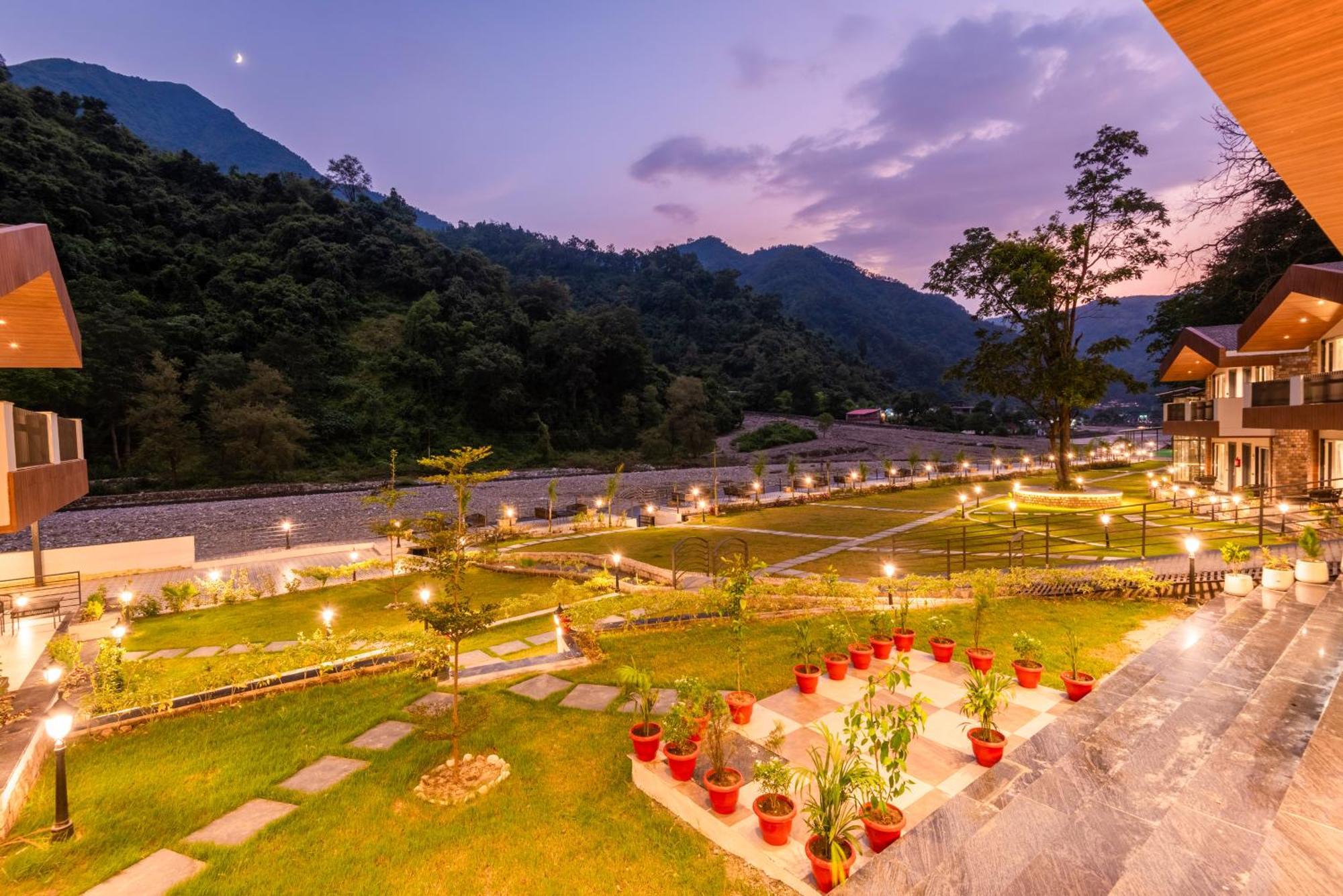 Dls Divine River Resort And Spa, Rishīkesh Eksteriør billede