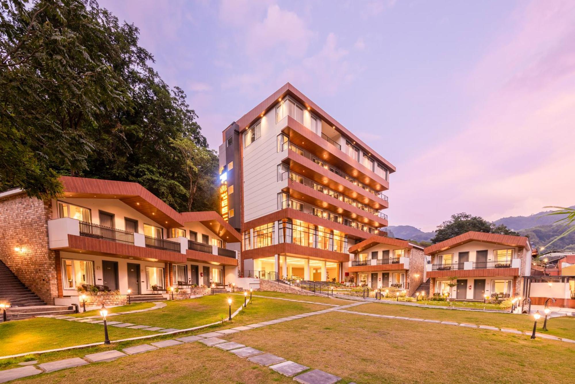 Dls Divine River Resort And Spa, Rishīkesh Eksteriør billede