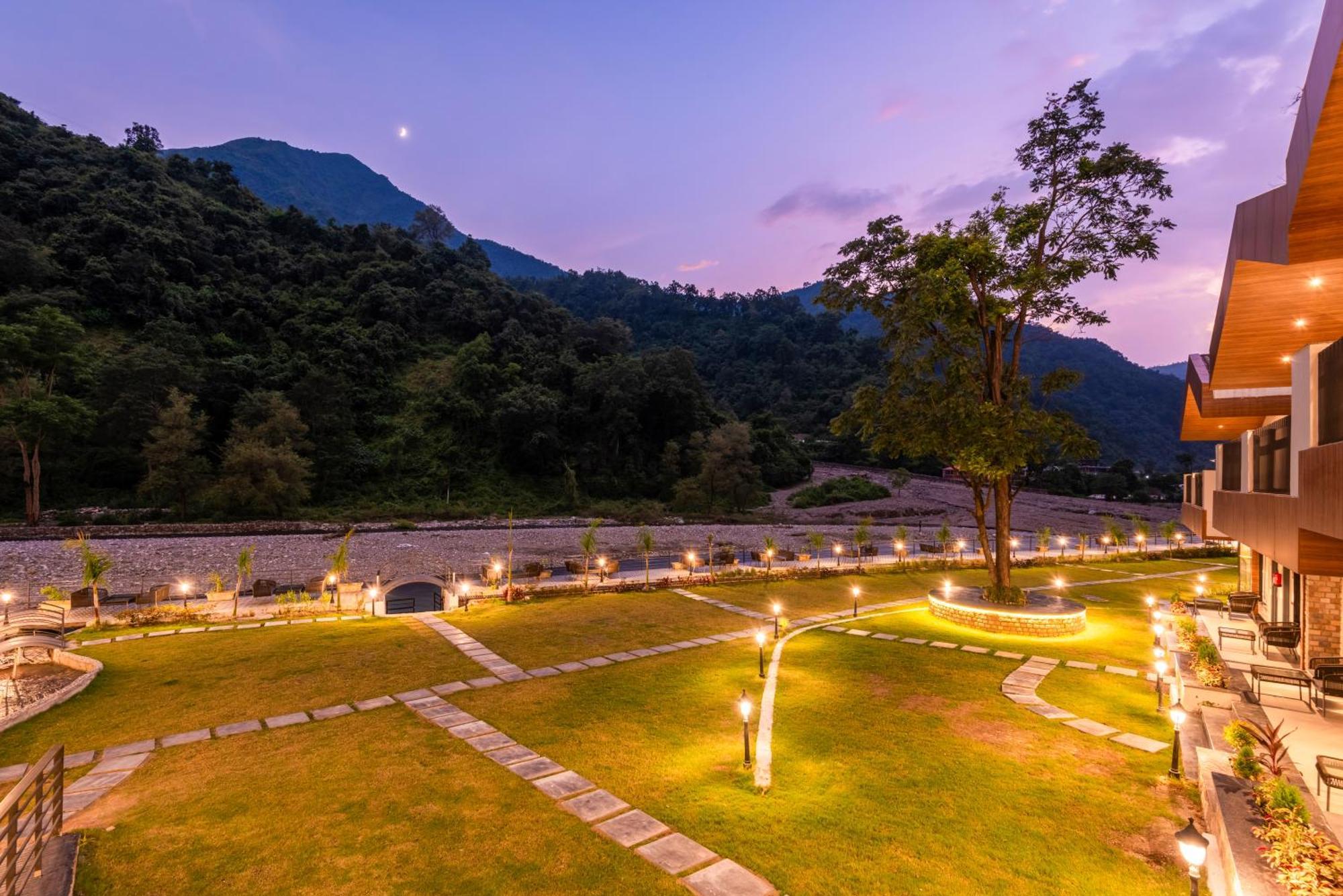 Dls Divine River Resort And Spa, Rishīkesh Eksteriør billede