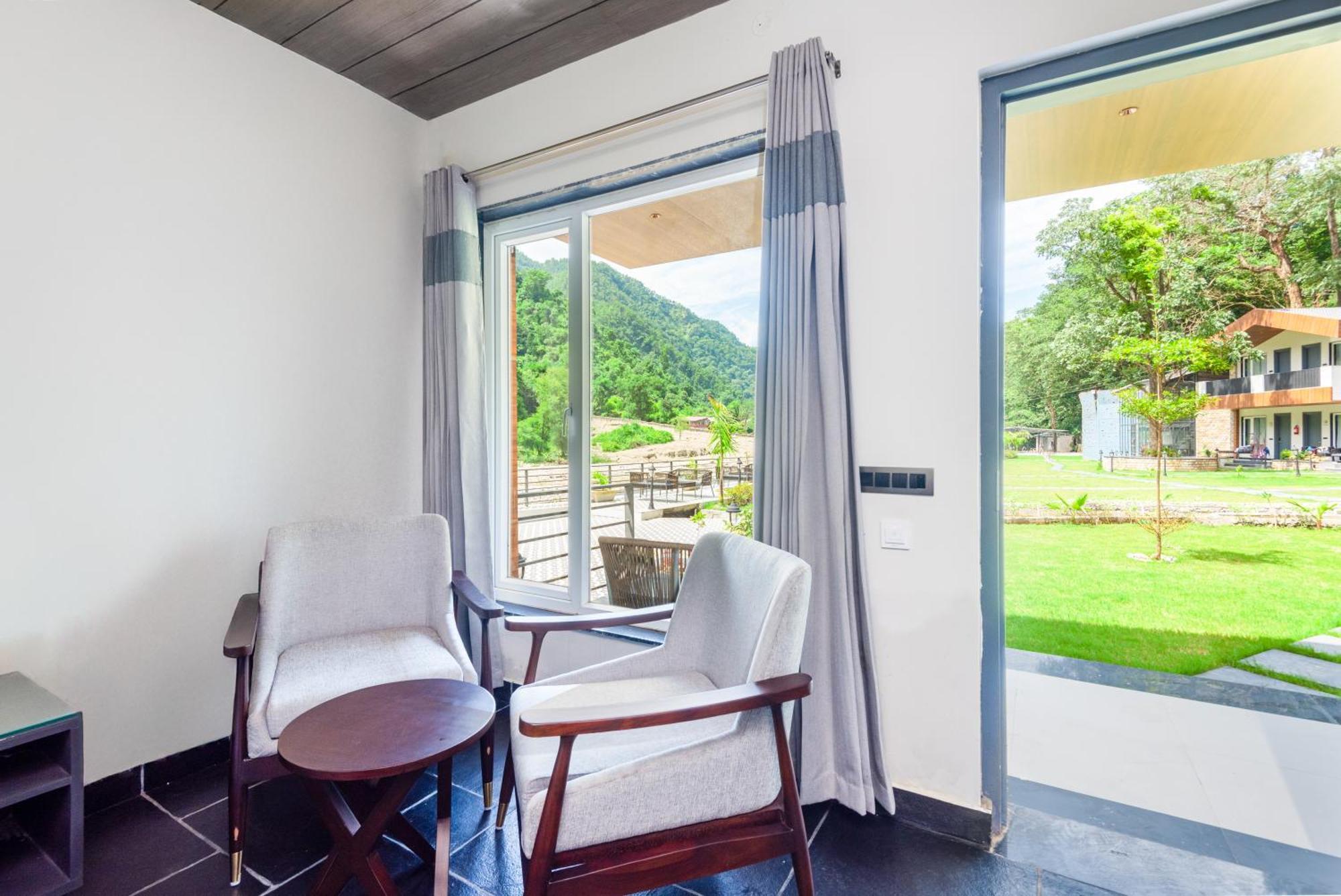 Dls Divine River Resort And Spa, Rishīkesh Eksteriør billede